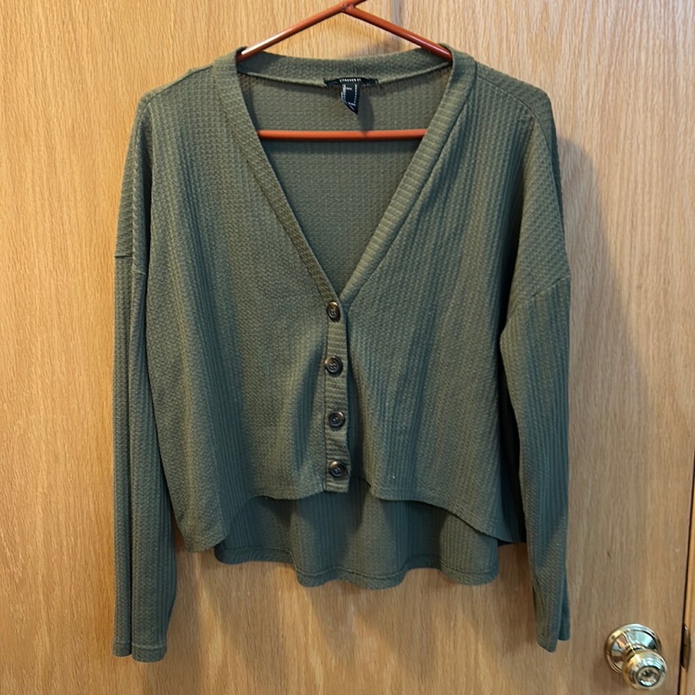 Size small green Forever 21 top
